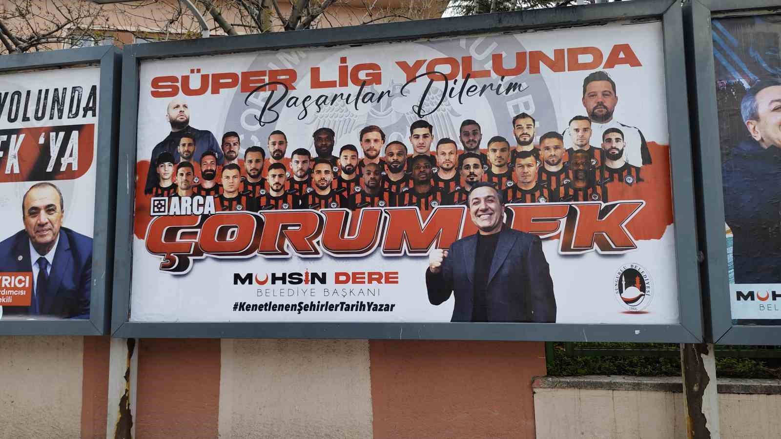 Sungurlu&rsquo;dan &Ccedil;orum FK&rsquo;ye S&uuml;per Lig yolunda pankartlı destek
