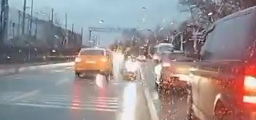 Trafik magandasının ehliyetine el konuldu