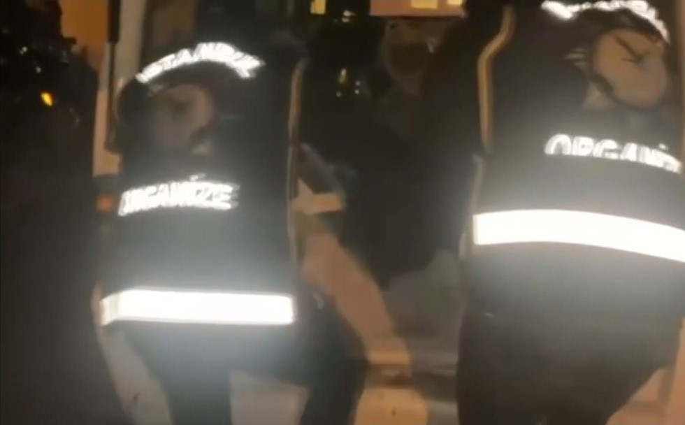 İstanbul&rsquo;da ka&ccedil;ak silah operasyonu: 2 av t&uuml;feği ve 122 tabanca ele ge&ccedil;irildi
