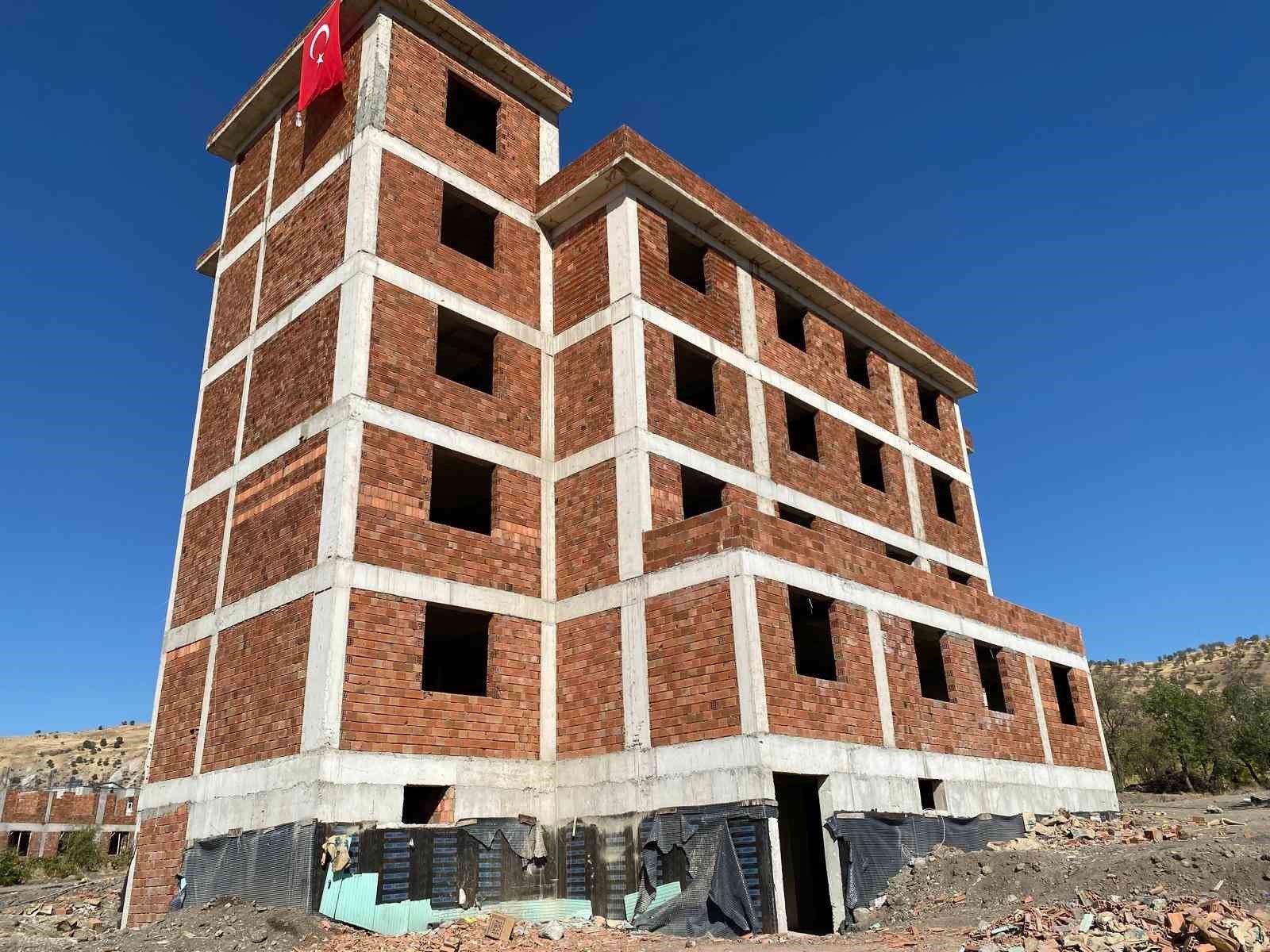 Çermik’te Kur’an kursunun kaba inşaatı tamamlandı