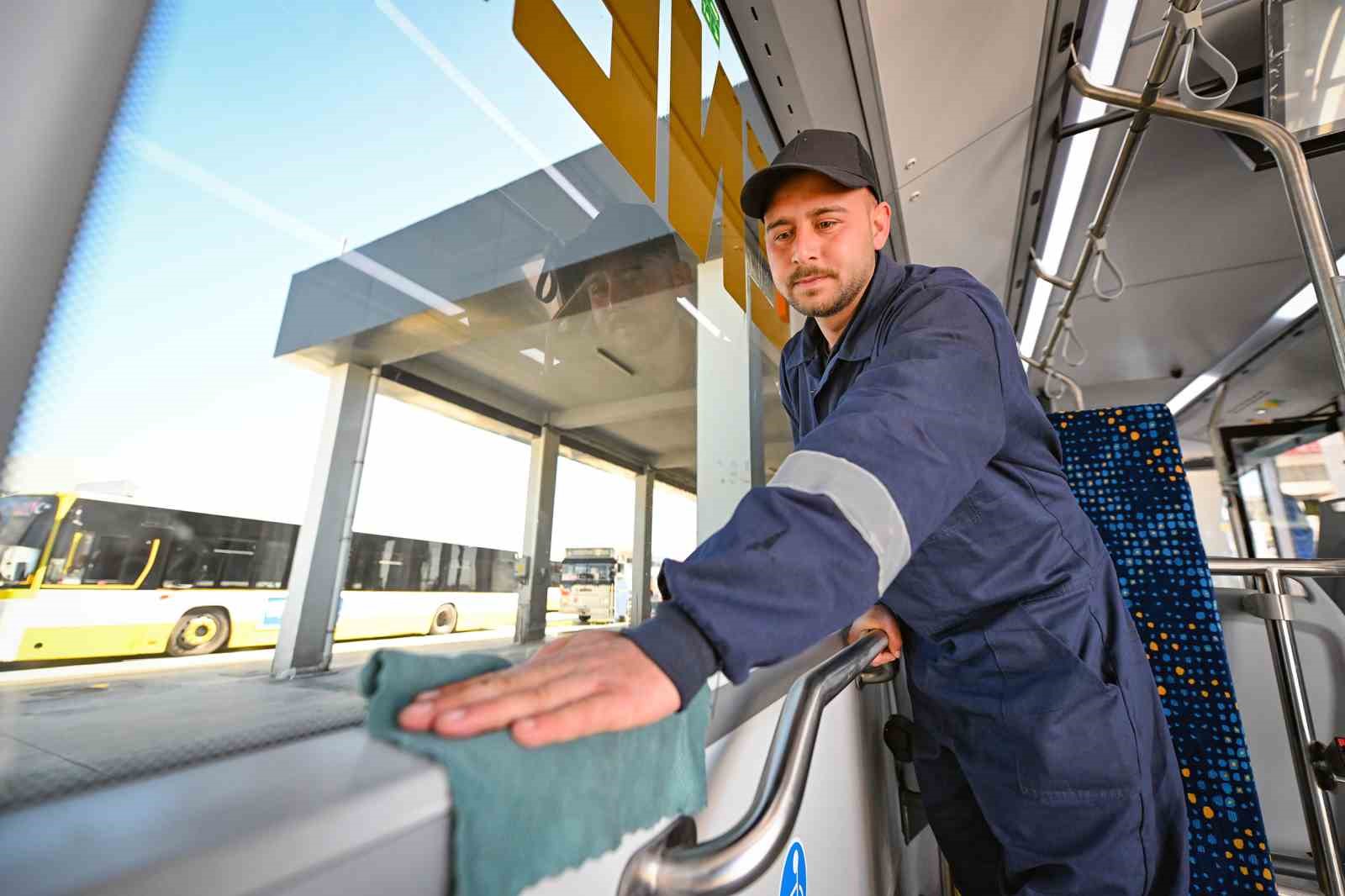 Mersin&rsquo;de toplu taşımada hijyen ve g&uuml;venlik &ouml;n planda
