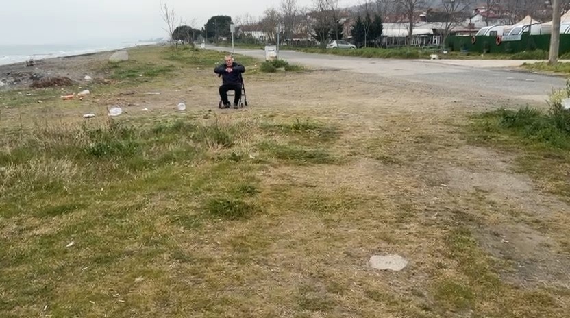 Sahilde &ccedil;&ouml;p tepkisi: &rsquo;Karavancılar &ccedil;evreyi kirletti&rsquo; iddiası
