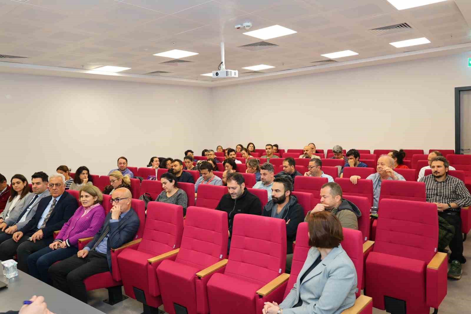 Aydın Şehir Hastanesi&rsquo;nde sağlık hizmetleri değerlendirildi
