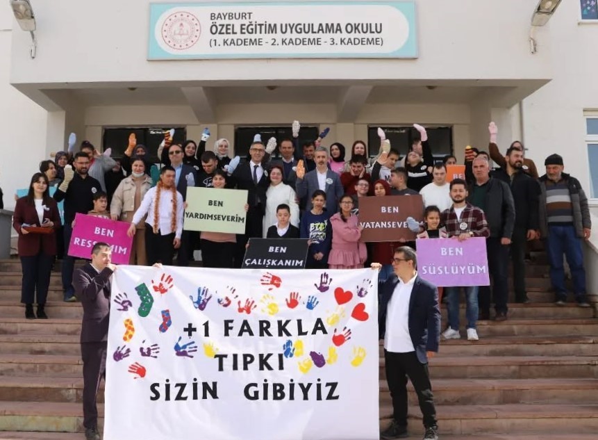 Bayburt&rsquo;ta &ouml;zel &ouml;ğrenciler farkındalık etkinliğinde buluştu
