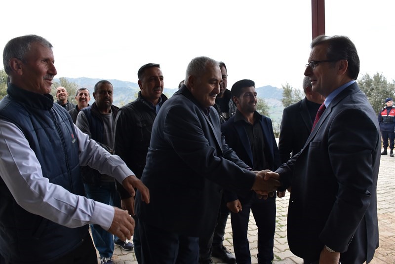 Kaymakam G&uuml;ldoğan&rsquo;dan mahallelilerin sorunlarına yakın takip
