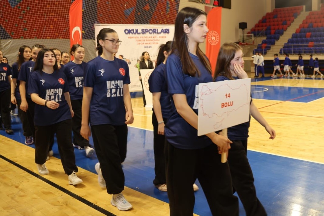 Niğde&rsquo;de hentbol ş&ouml;leni başladı
