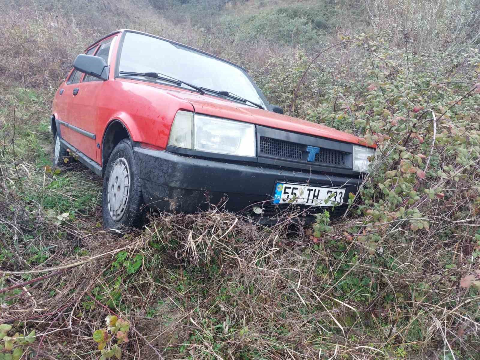 Otomobil 10 metre aşağıya u&ccedil;tu: 1 yaralı
