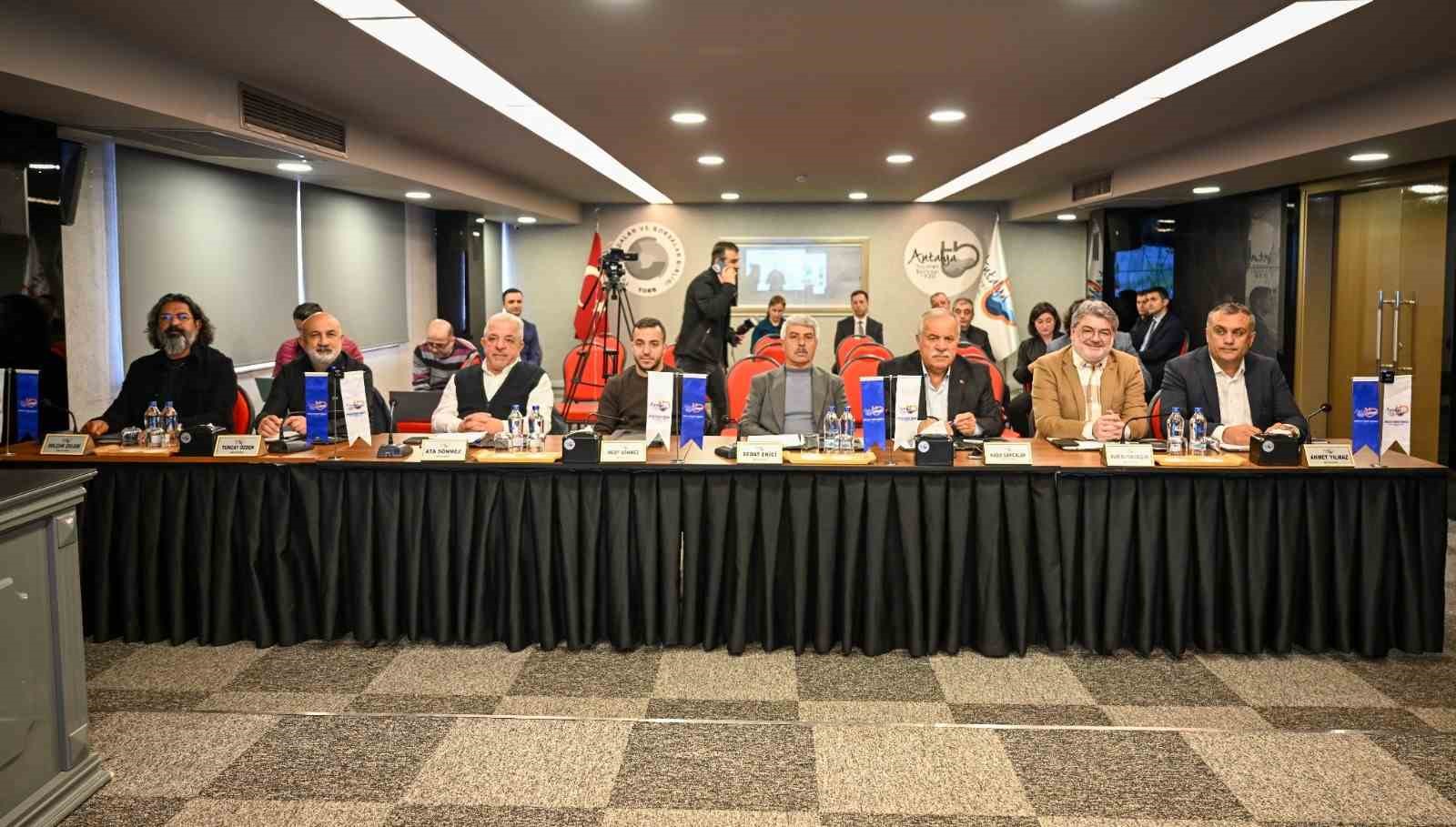 ATB Başkanı &Ccedil;andır: " Emperyalist fırsat saldırıları enerjiden tarıma her şeyi etkiledi"
