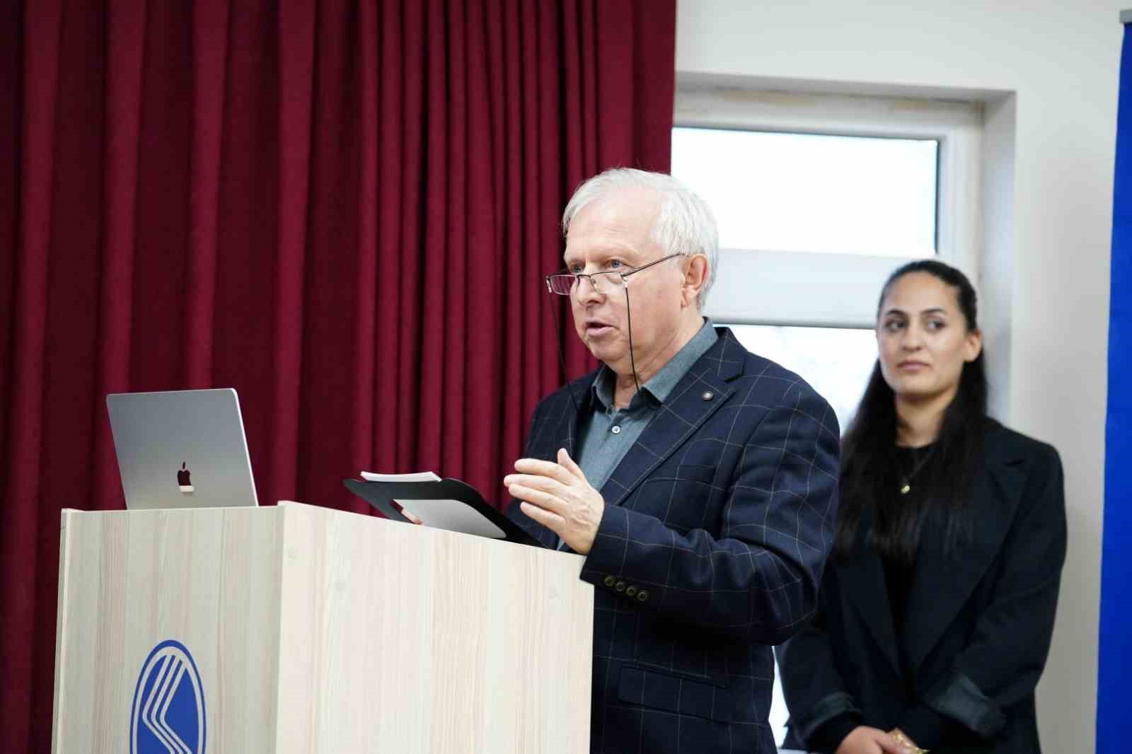 Yeni konser salonu hizmete m&uuml;zikal t&ouml;ren ile a&ccedil;ıldı
