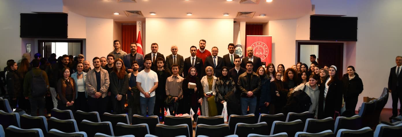 &Ouml;ğrenciler İBAN dolandırıcılığı hakkında bilin&ccedil;lendirildi
