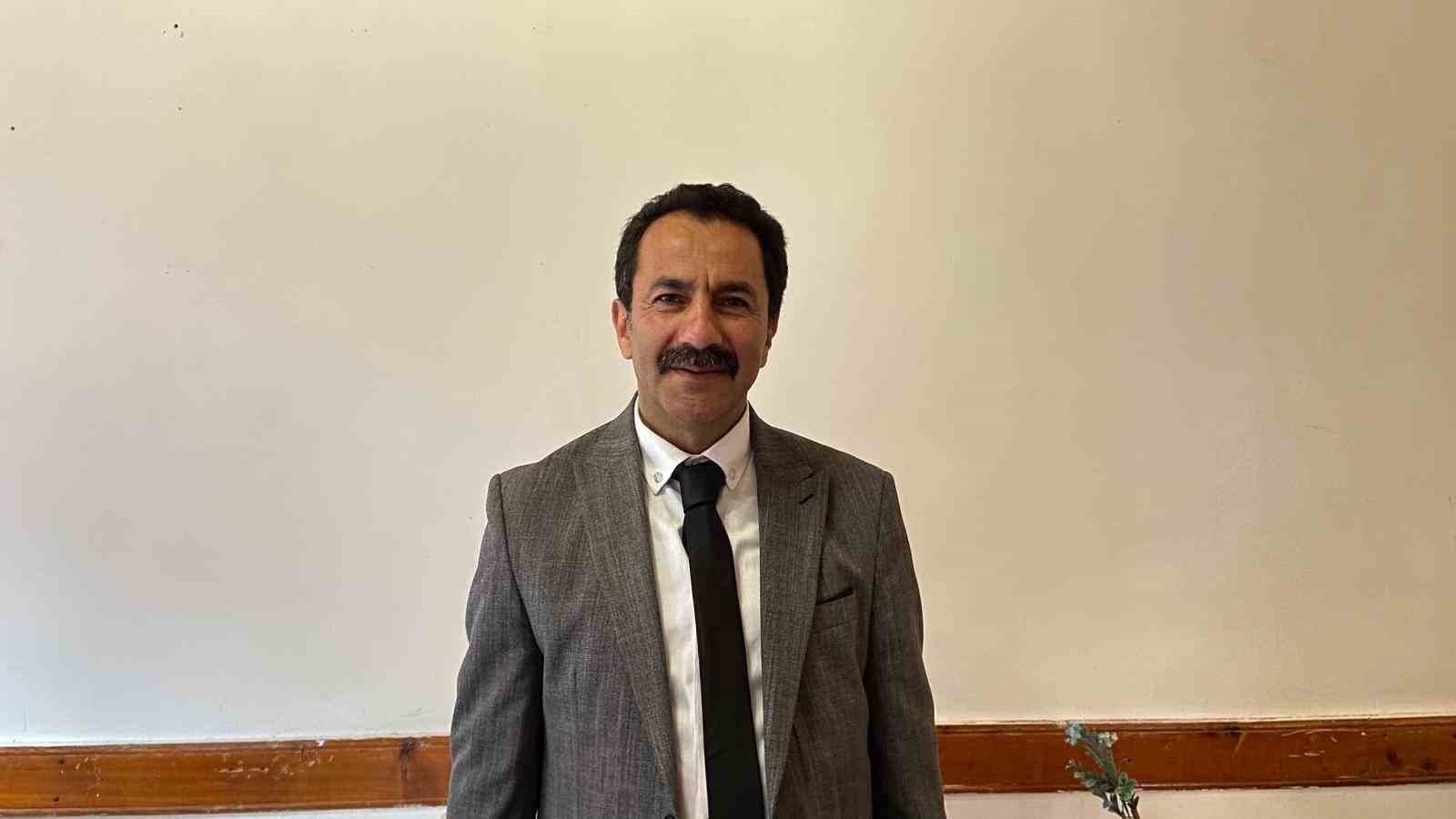 Kemaliye Esnaf ve Sanatk&acirc;rlar Odası Başkanlığına G&ouml;lbaş se&ccedil;ildi
