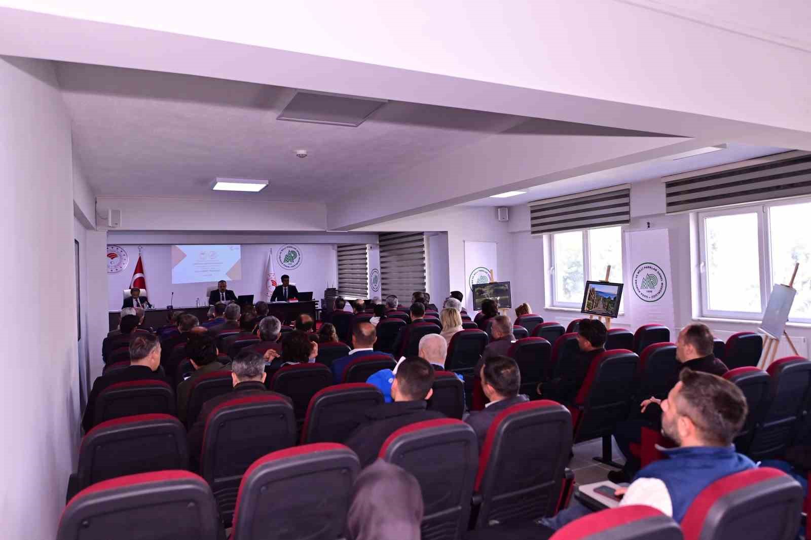 Aydın&rsquo;da sahipsiz hayvanlara y&ouml;nelik &ccedil;alışmalar masaya yatırıldı
