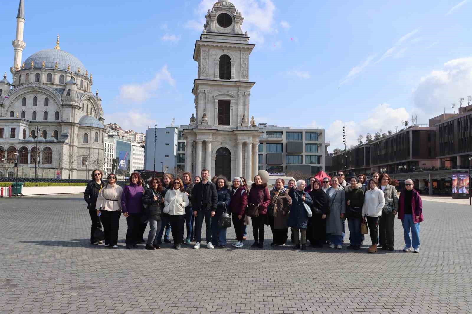 Maltepeli kadınlar İstanbul Modern&rsquo;i gezdi
