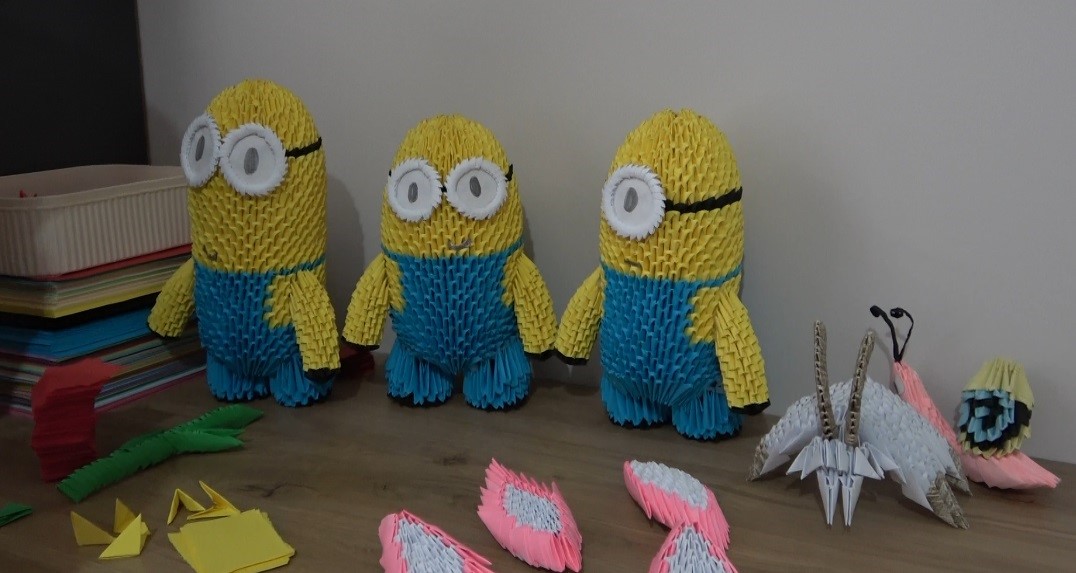 Otizmli Arda, origamiyle hayatına y&ouml;n veriyor
