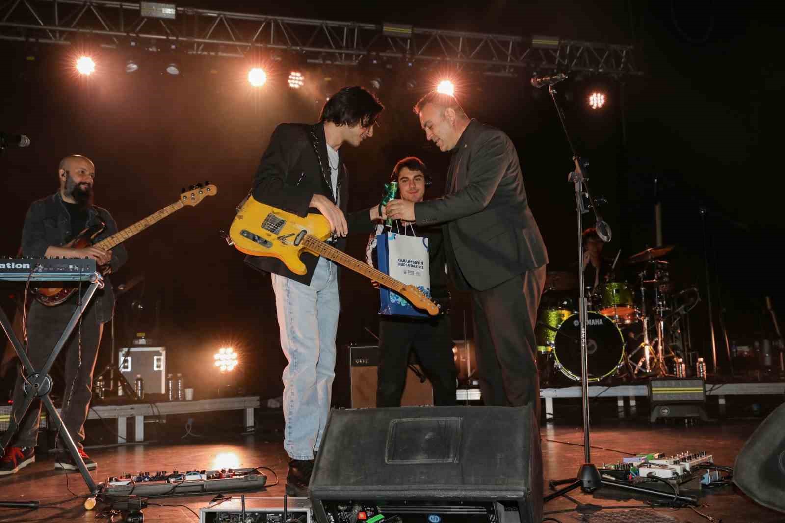 Bursa&rsquo;da Can Ozan ile m&uuml;zik dolu gece
