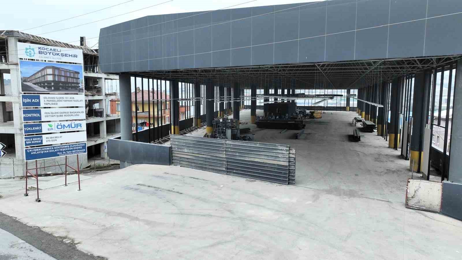 Dilovası Belediyesinin t&uuml;m birimleri yeni binada tek &ccedil;atı altında toplanacak
