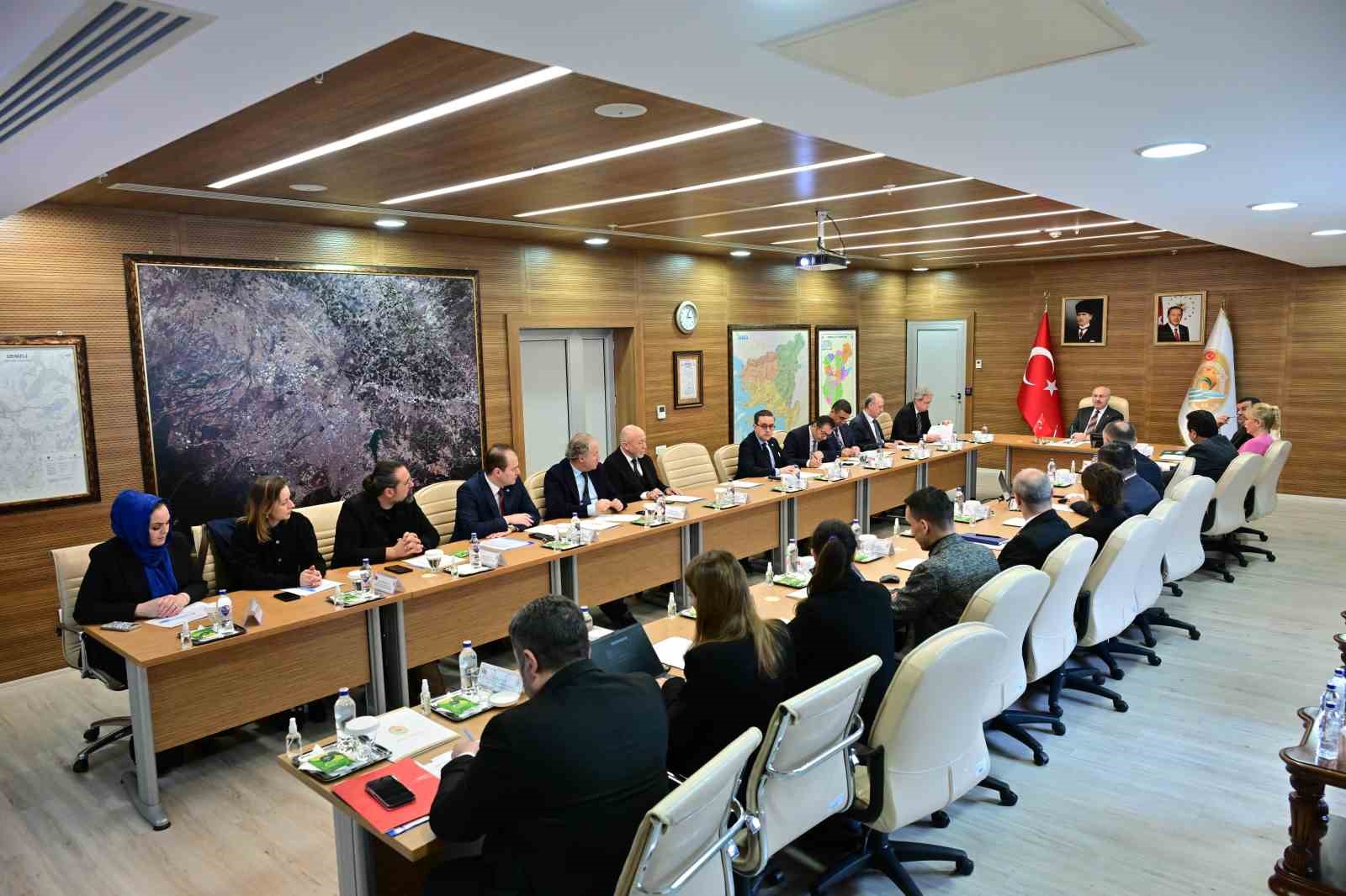 Denizli&rsquo;nin turizmi canlandırmak i&ccedil;in yol haritası belirleniyor
