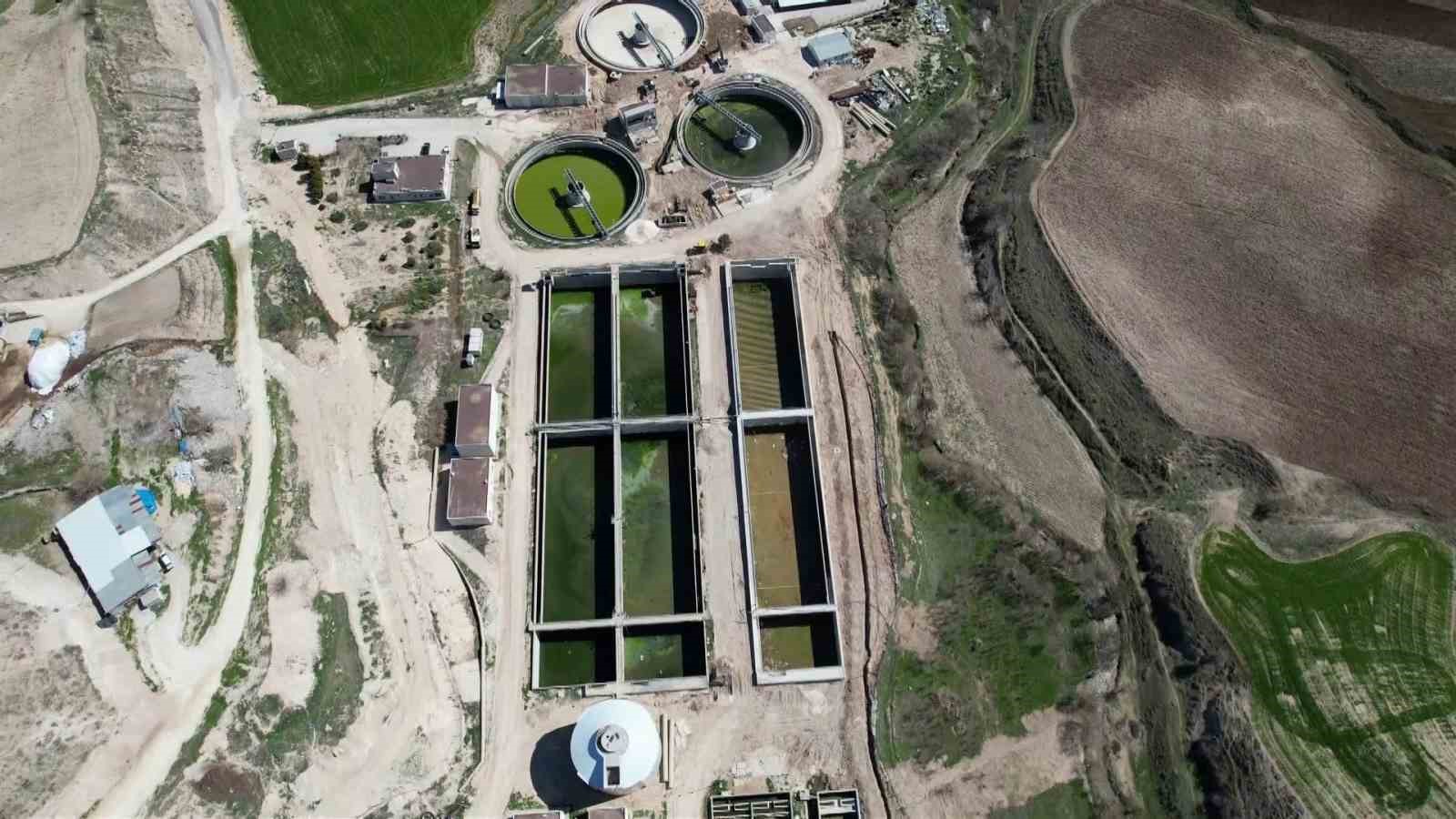 Adıyaman’ın kanalizasyon atığı Atatürk Barajı’nı siyaha bürüdü