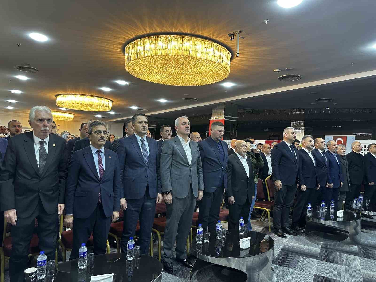 HAK-İŞ Genel Başkanı Arslan: "Sakarya&rsquo;da sendikal anlayışımızı b&uuml;t&uuml;n alanlara yansıtacağız"
