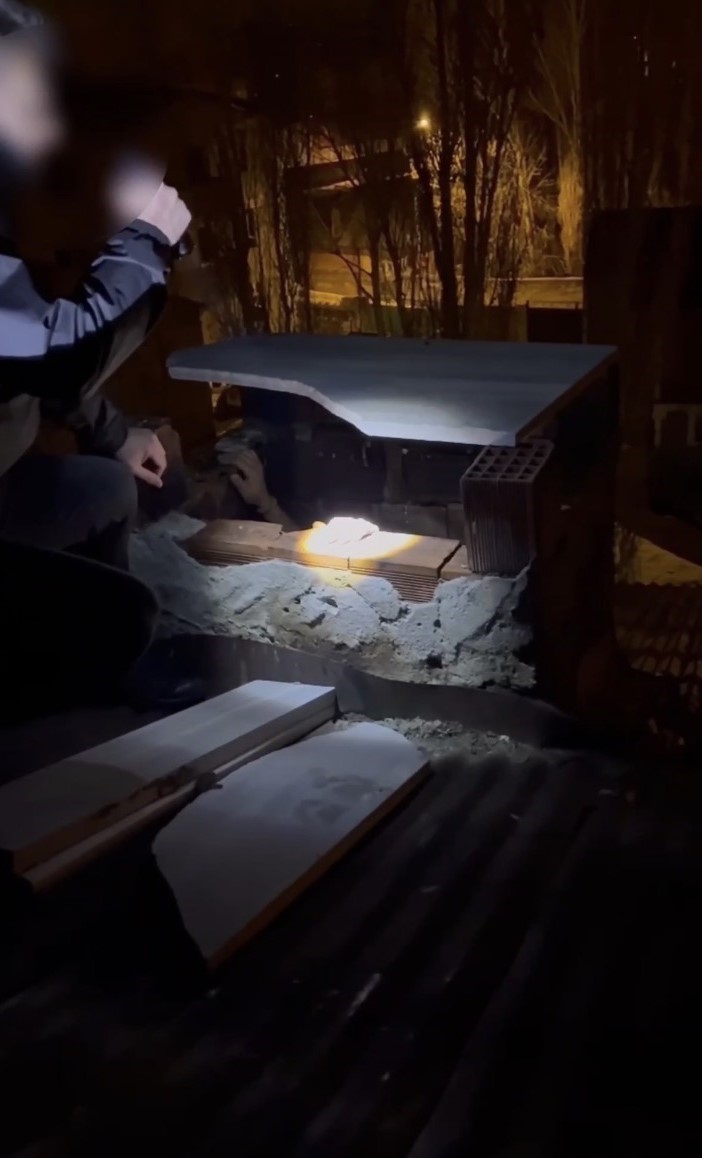 Ağrı&rsquo;da baca i&ccedil;inde saklanan h&uuml;k&uuml;ml&uuml; yakalandı
