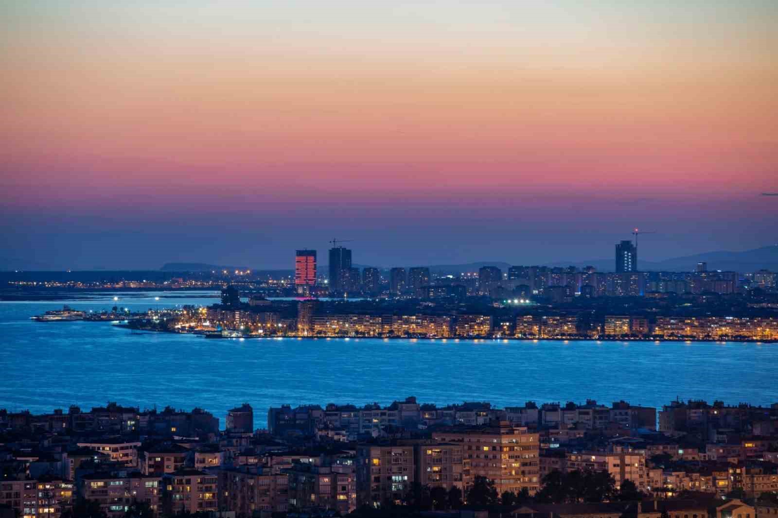 İzmir B&uuml;y&uuml;kşehir Belediyesi&rsquo;nden kamuya b&uuml;y&uuml;k destek
