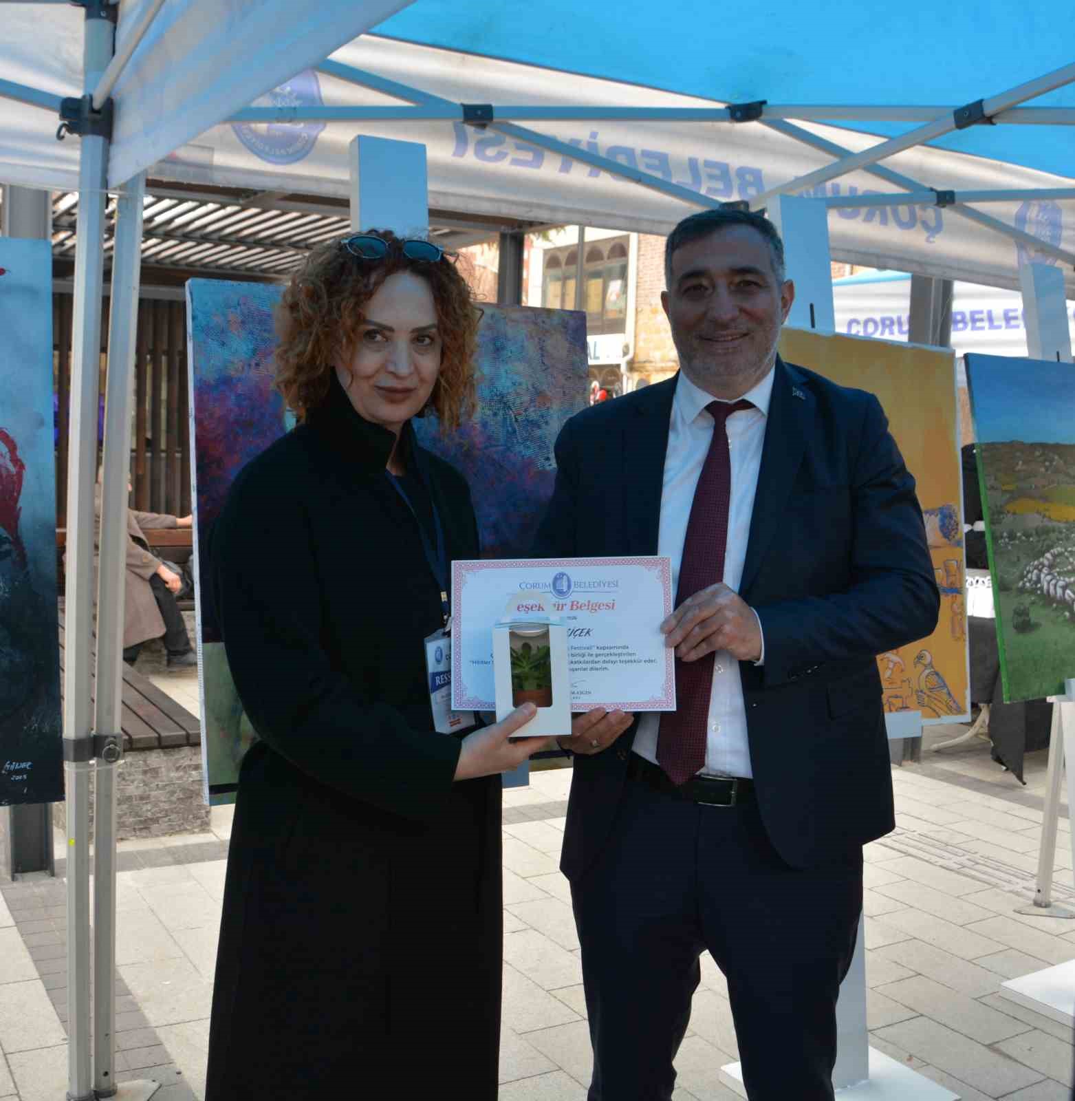 &Ccedil;orum&rsquo;da Puduhepa anısına g&ouml;rsel eserler sanatseverlerin beğenisine sunuldu
