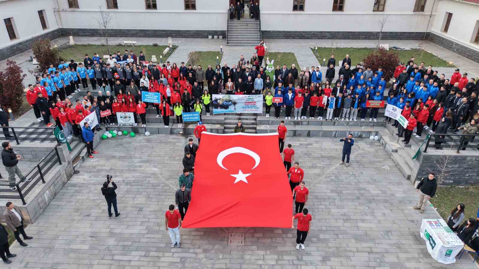 Yeşilay T&uuml;rkiye Rafting Şampiyonası ve Milli Takım Se&ccedil;me Yarışları başladı
