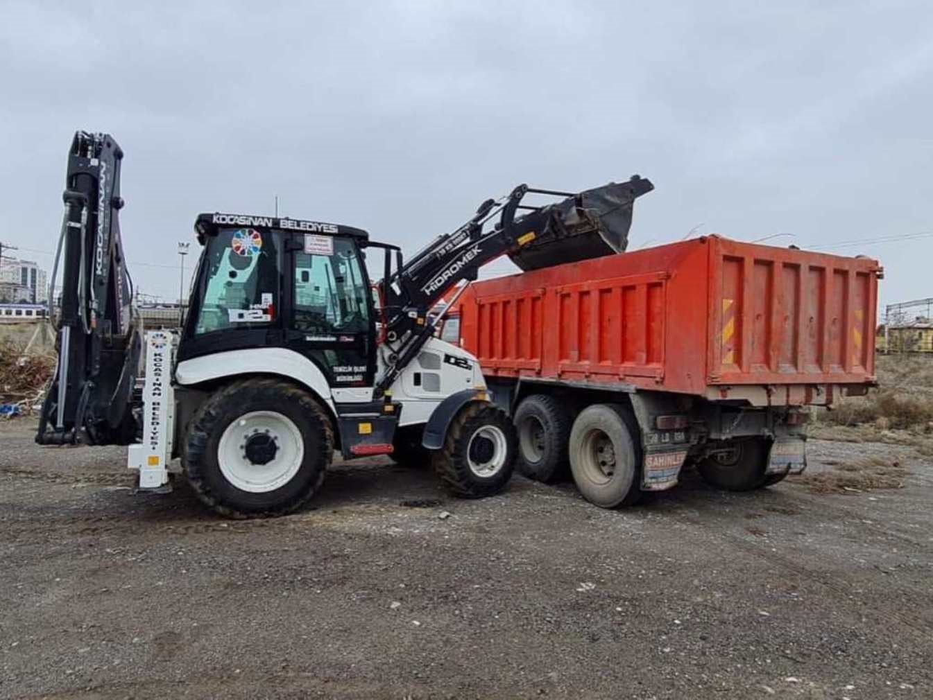 Başkan &Ccedil;olakbayrakdar: "Temizlikte de T&uuml;rkiye&rsquo;nin en modern filosu Kocasinan&rsquo;da"
