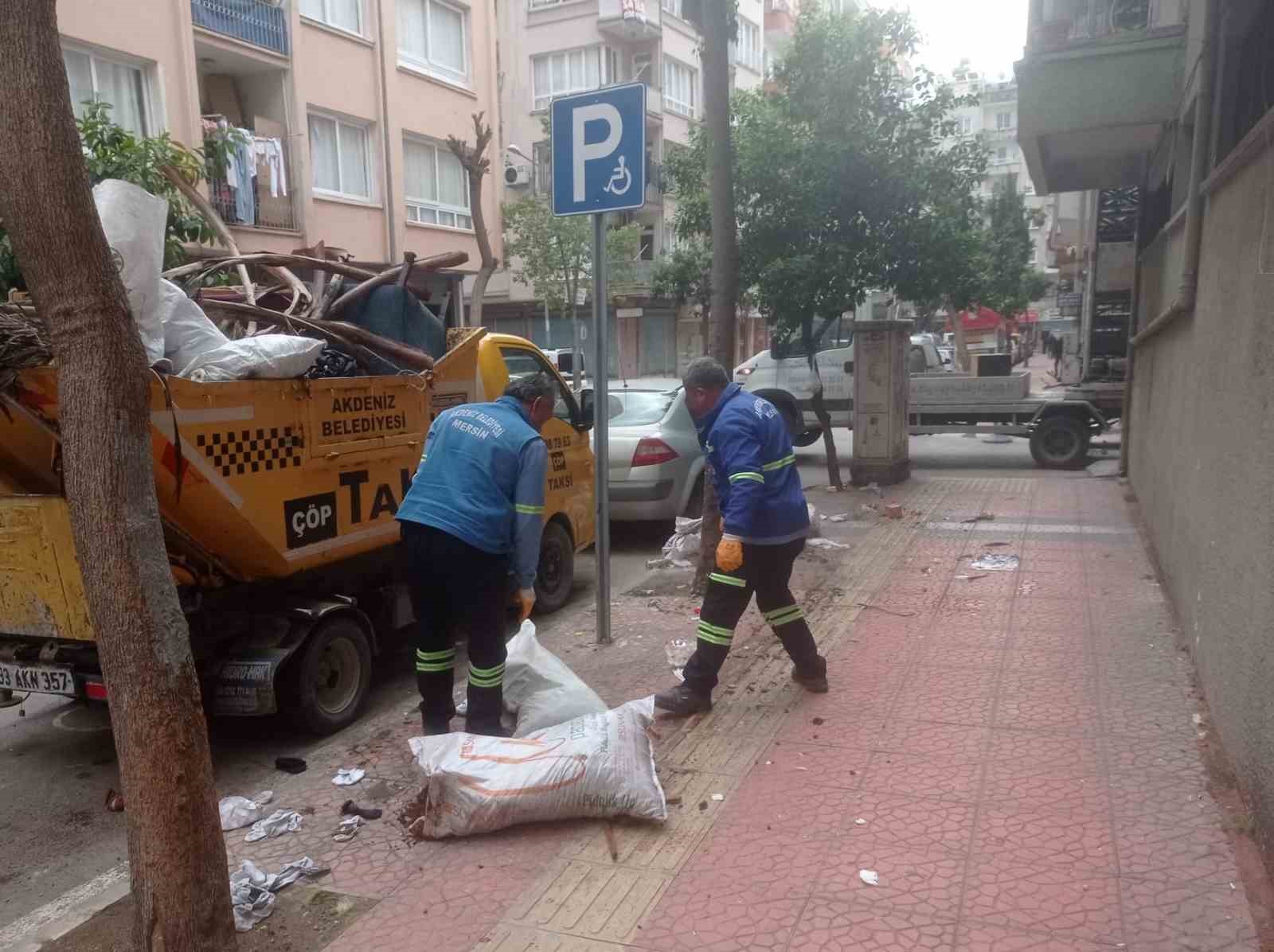 Akdeniz�de temizlik �al��malar� �� vardiya s�r�yor
