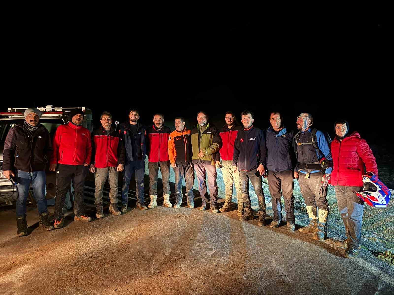 Kahramanmaraş&rsquo;ta mahsur kalan 8 dağcı kurtarıldı
