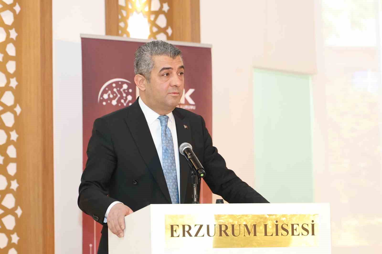 Öğretmenlere "Güvenli Gelecek İçin Dijital Okuryazarlık" bilgilendirmesi