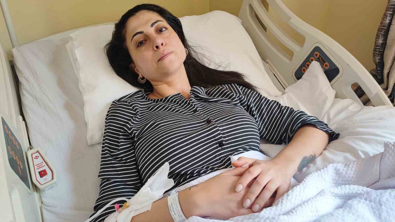 Biyolog 3 yıl &ouml;nce boşandığı kocası tarafından &ccedil;ocuklarının yanında vuruldu
