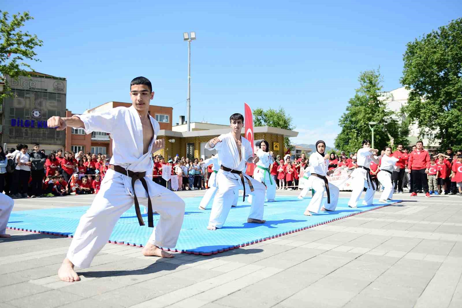 Sporun kalbi Kestel&rsquo;de atıyor
