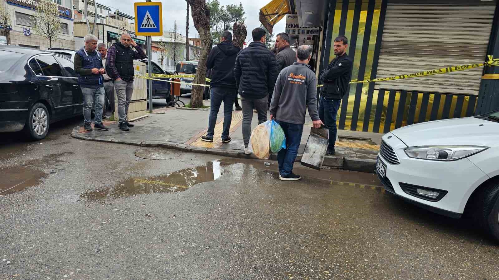 Diyarbakır’da bir günde 3 kuyumcu hedef alındı