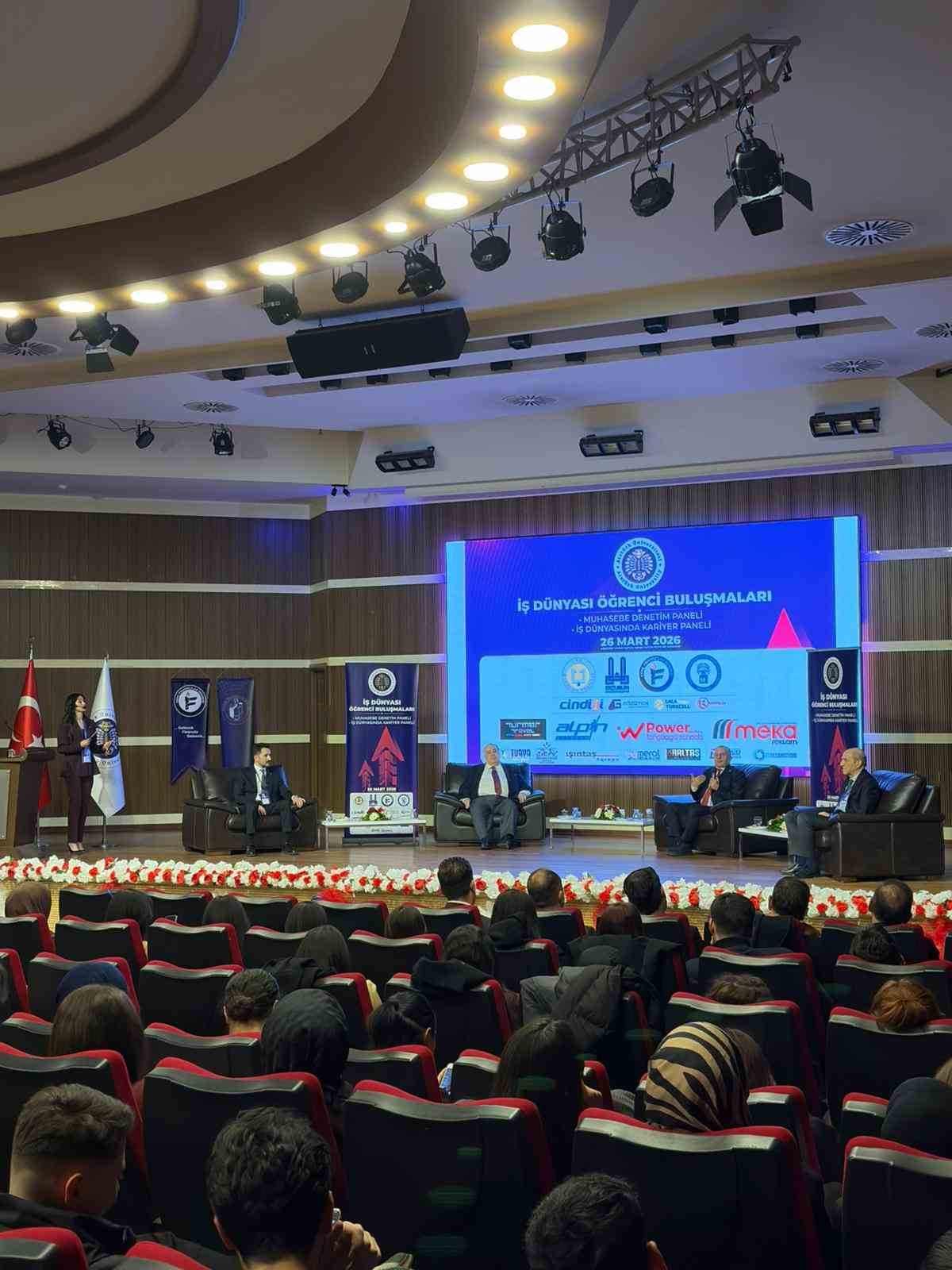 Erzurum&rsquo;da iş d&uuml;nyasında kariyer paneli
