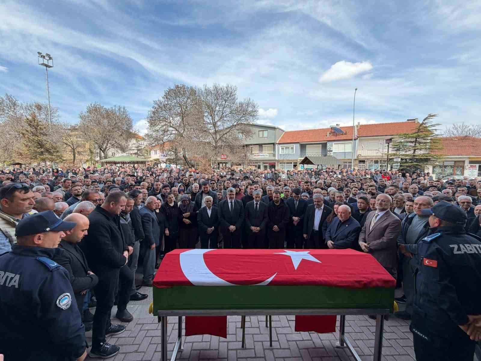 AK Parti Evciler İl&ccedil;e Başkanı toprağa verildi
