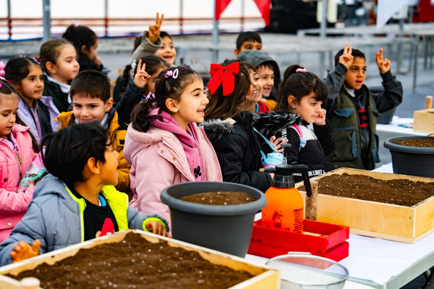 Gölbaşı’nda yerli ata tohumları toprakla buluştu