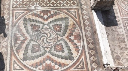 Başkan B&uuml;y&uuml;kkılı&ccedil; duyurdu: "&Ouml;renşehir mozaikli yapı &lsquo;&Ouml;ren Yeri&rsquo; ilan edildi"
