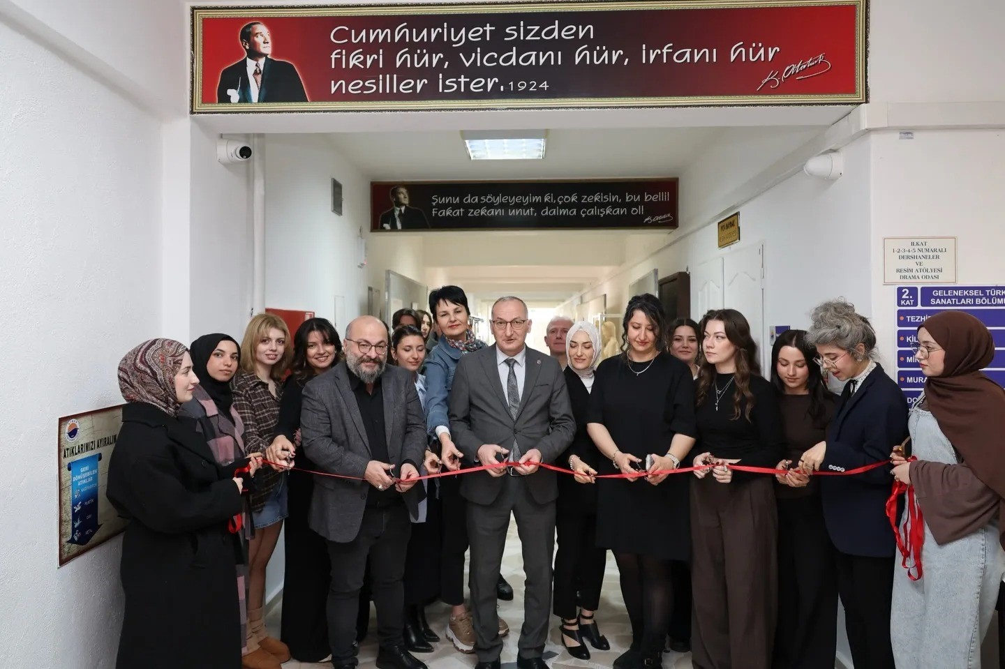 Sinop’un hafızası tuvale yansıdı