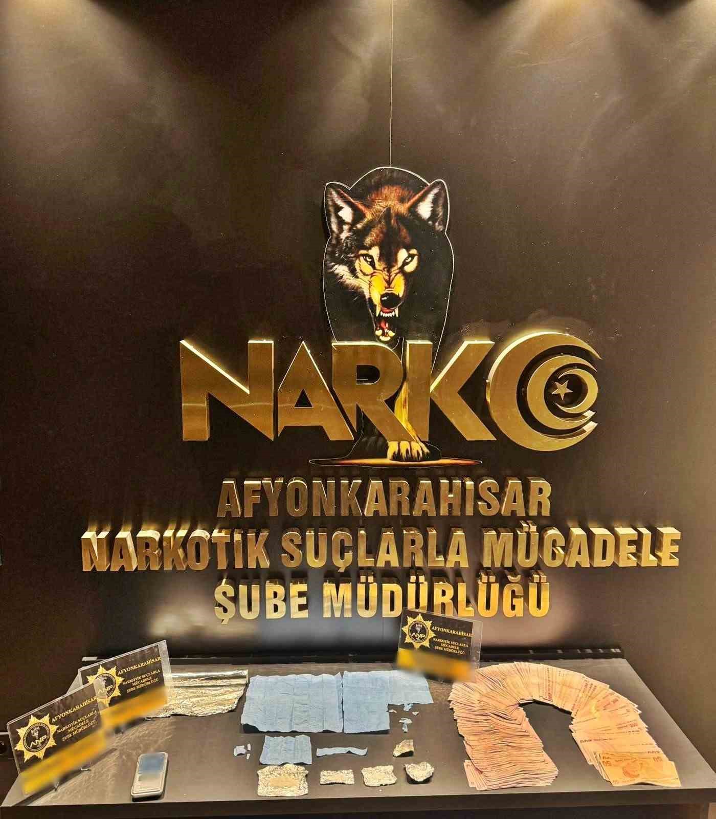 Polisin torbacı operasyonunda 2 kişi tutuklandı