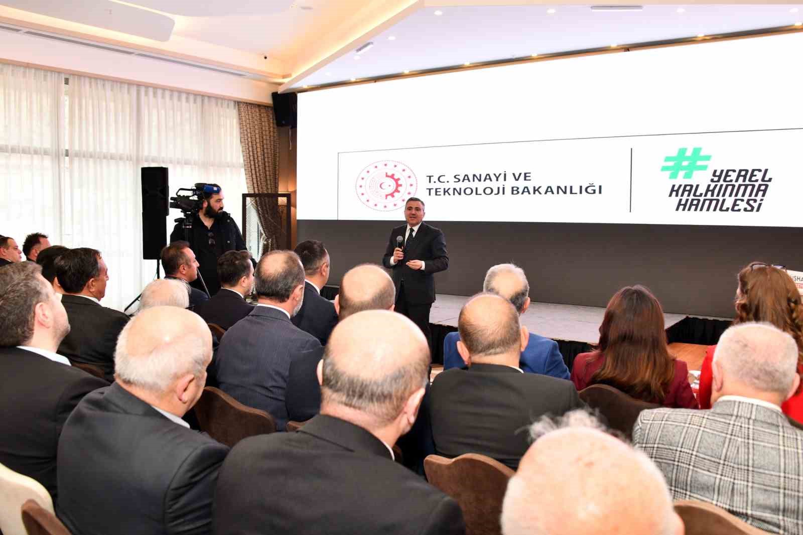 G&uuml;m&uuml;şhane&rsquo;de turizm toplantısında rekabet yerine "iş birliği" vurgusu
