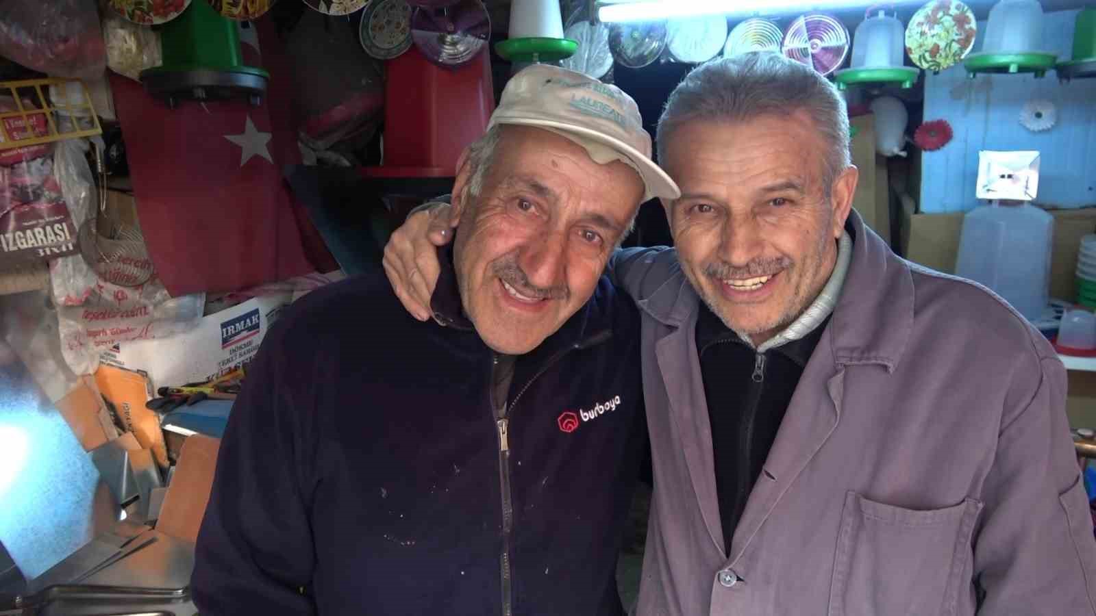 Ermeni asıllı usta 50 yıldır iğne, iplikle tamir yapıyor: "T&uuml;rk milliyet&ccedil;isiyim. &Uuml;lkemi seviyorum"
