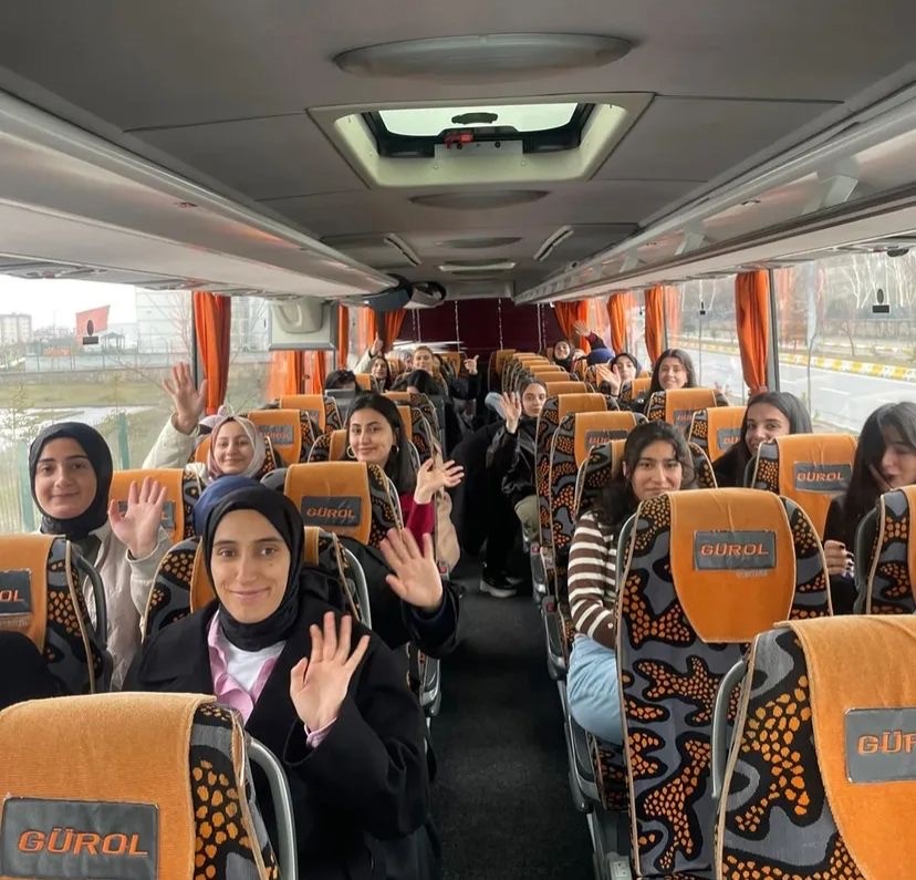 Patnos&rsquo;ta &ouml;ğrenciler Hasankeyf kampına g&ouml;nderildi
