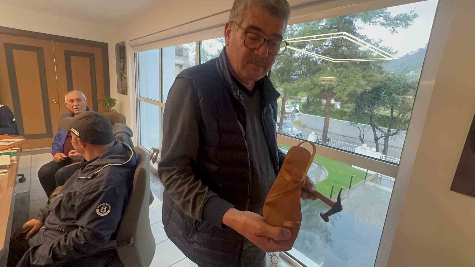 Marmaris&rsquo;in k&ouml;kl&uuml; zanaatı yeniden hayat buluyor
