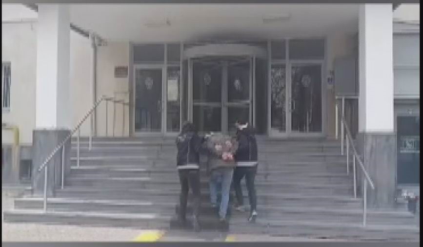 10 yıl kesinleşmiş cezası bulunan şahıs polisten ka&ccedil;amadı
