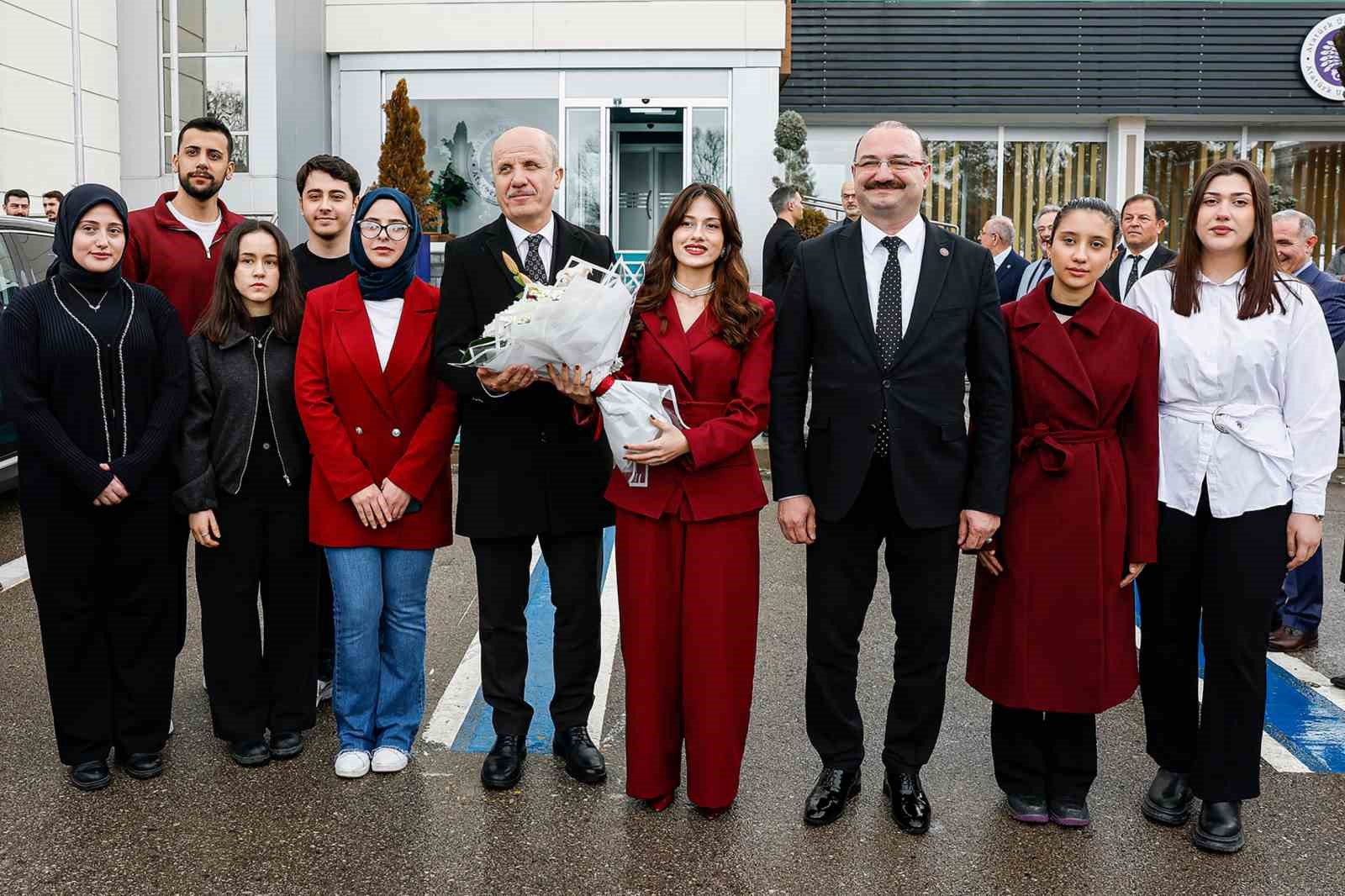 &Uuml;niversitelerarası kurul toplantısı Atat&uuml;rk &Uuml;niversitesi ev sahipliğinde yapıldı: Y&uuml;ksek&ouml;ğretimde g&uuml;&ccedil; birliği Erzurum&rsquo;da sağlandı
