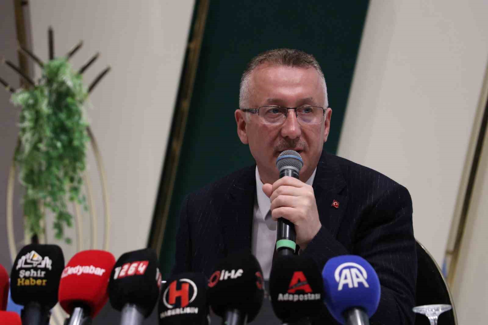 Adapazarı Belediye Başkanı Işıksu partisinden istifa etti
