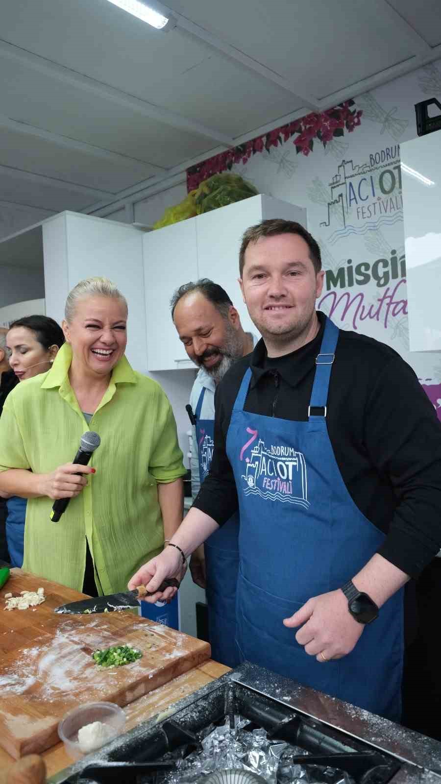 Yağmur dinlemediler: Bodrum Acı Ot Festivali&rsquo;ne ziyaret&ccedil;i akını
