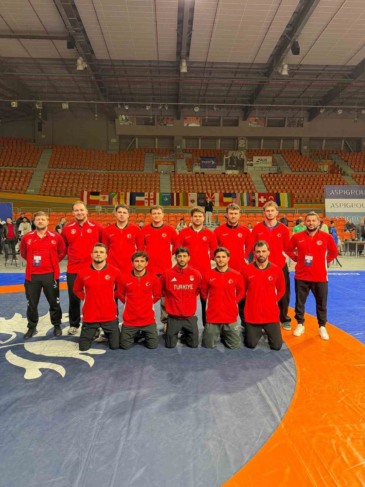 Uluslararası Dan Kolov - Nikola Petrov Turnuvası&rsquo;nı milliler 23 madalya ile tamamladı
