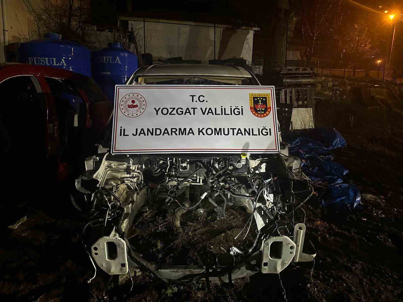 Yozgat’ta çalıntı araç operasyonu düzenlendi, 4 kişi gözaltına alındı